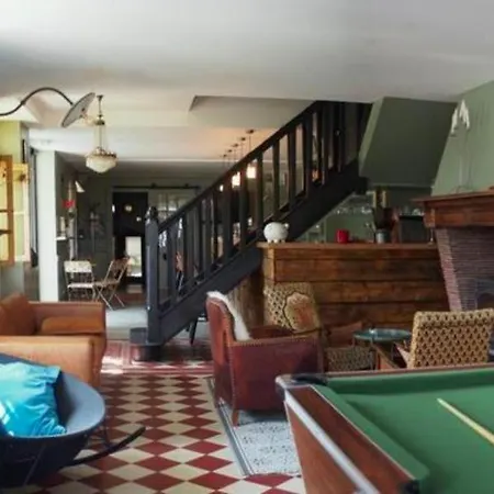 Les De Lily Bed and breakfast