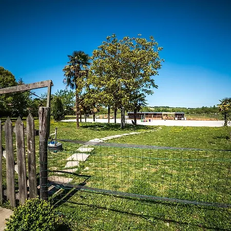 Bed and breakfast Les De Lily 3*