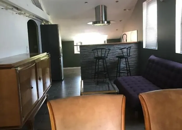 Couette-café Les De Lily 3*