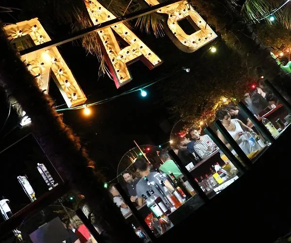 Couette-café Les De Lily 3*