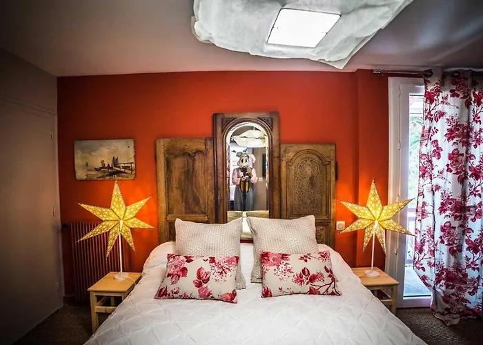 Les De Lily 3* Carresse